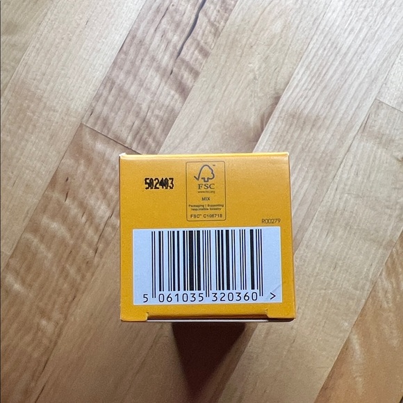 Rodial Vitamin C Brightening Serum - Picture 5 of 6